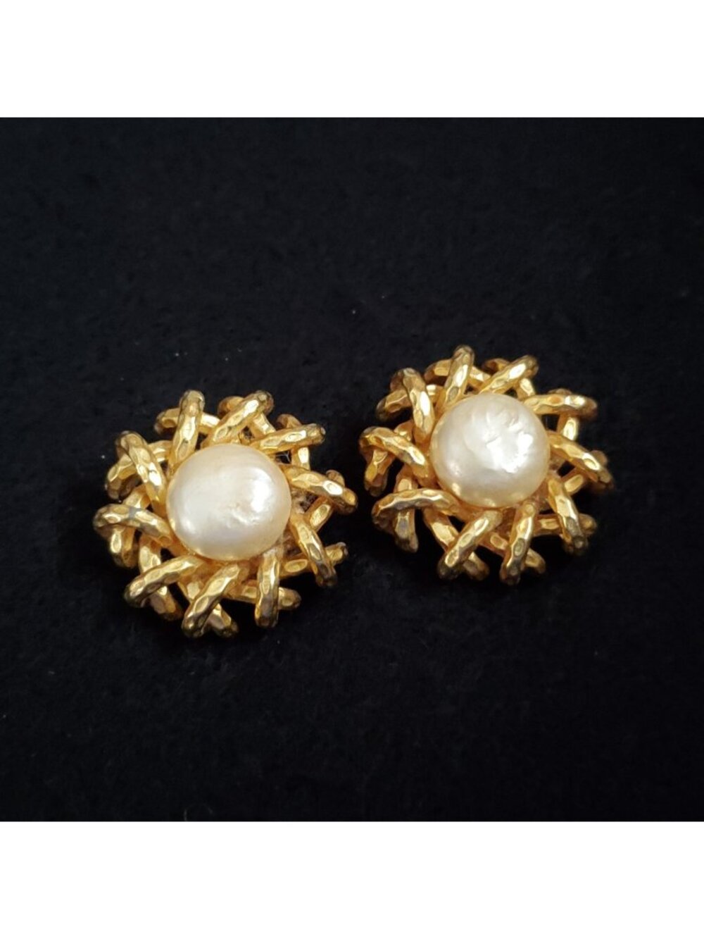Vintage Carlisle Earrings Faux Pearl Gold Tone Clip On Chunky 1.25"